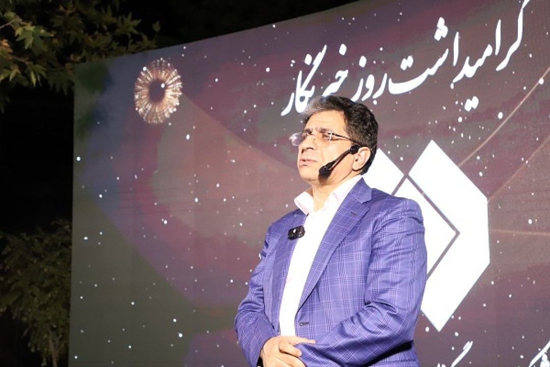 پیشنهاد سعیدی برای تشکیل اتاق گفتوگوی مشترک بین رسانه و کسبوکارها پیشنهاد سعیدی برای تشکیل اتاق گفتوگوی مشترک بین رسانه و کسبوکارها